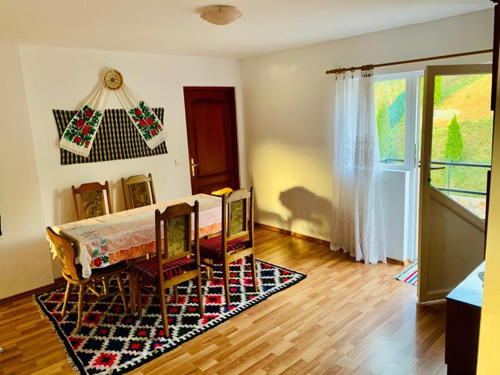 Casa Anca Hotel Máramarossziget Kültér fotó